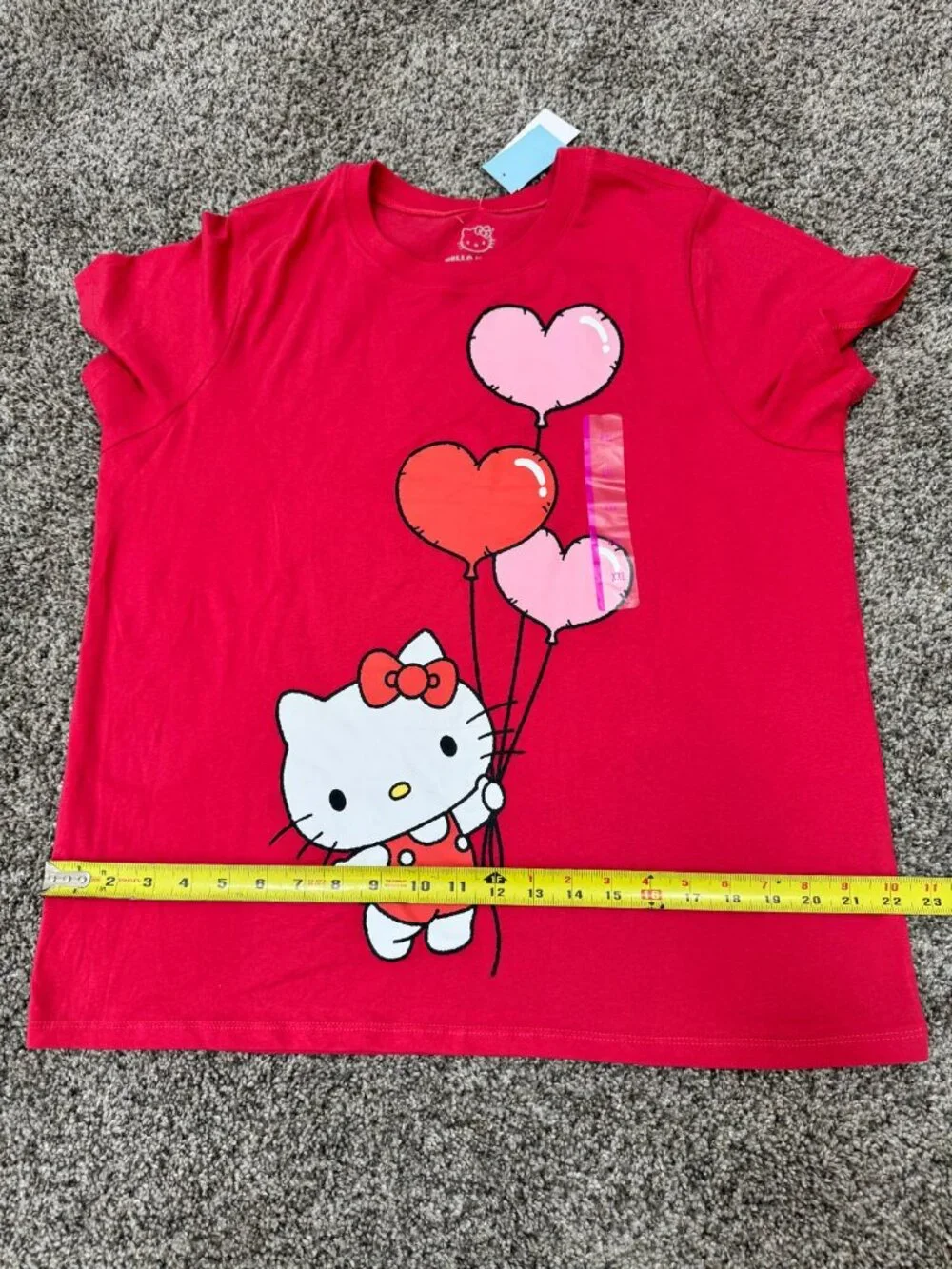Hello Kitty Heart Balloon Graphic T Shirt Womens XXL Pink Sanrio NWT - Picture 8 of 11
